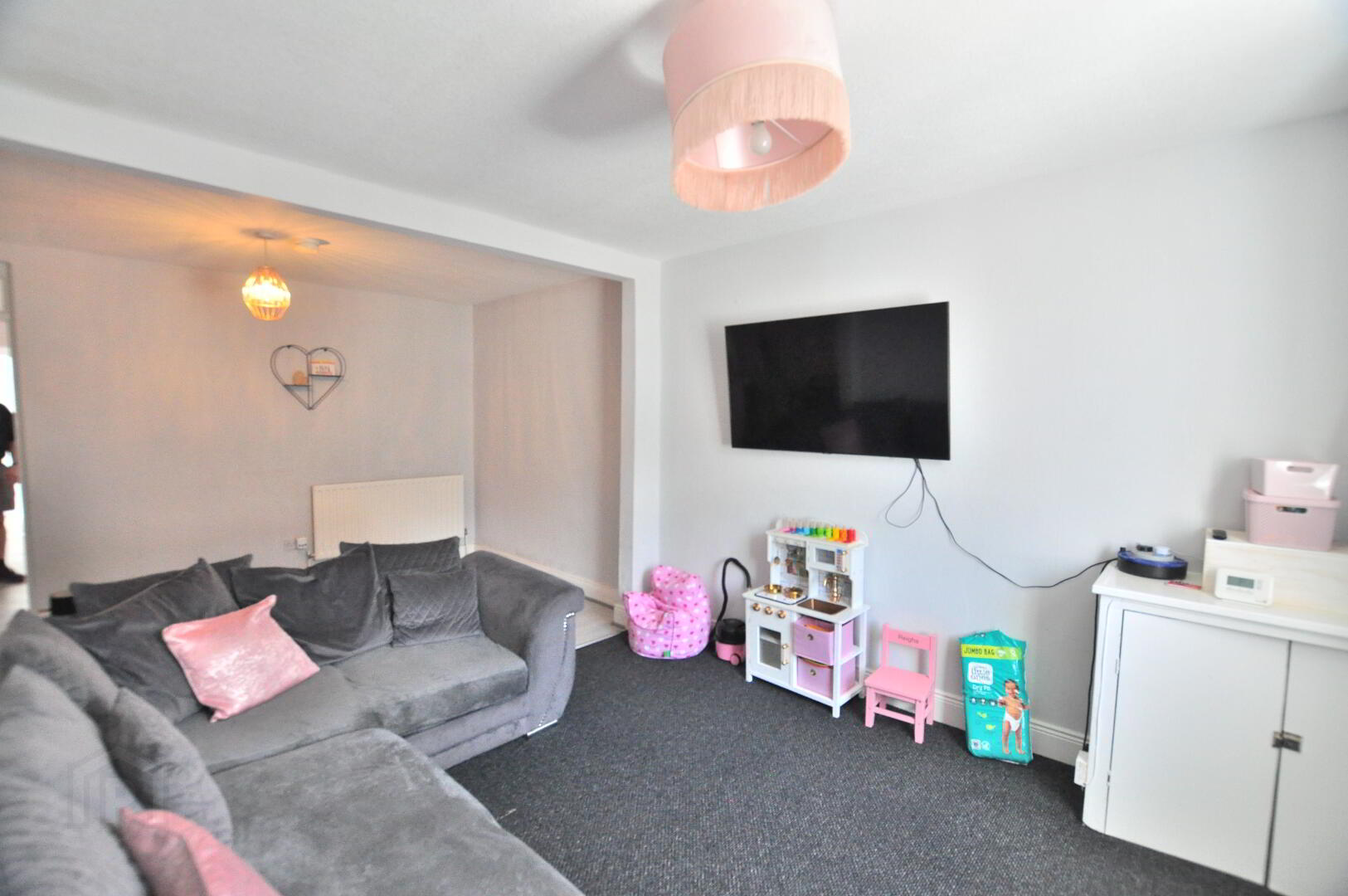 12 St Katherines Road 3 of 9