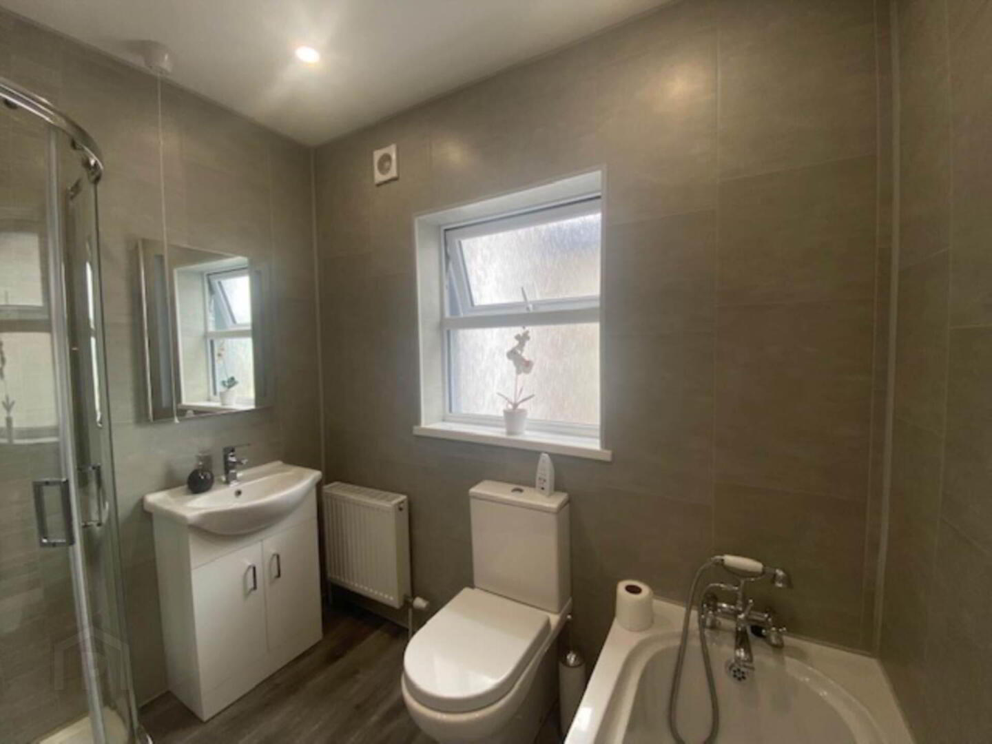 4 Woodview Terrace 12 of 12