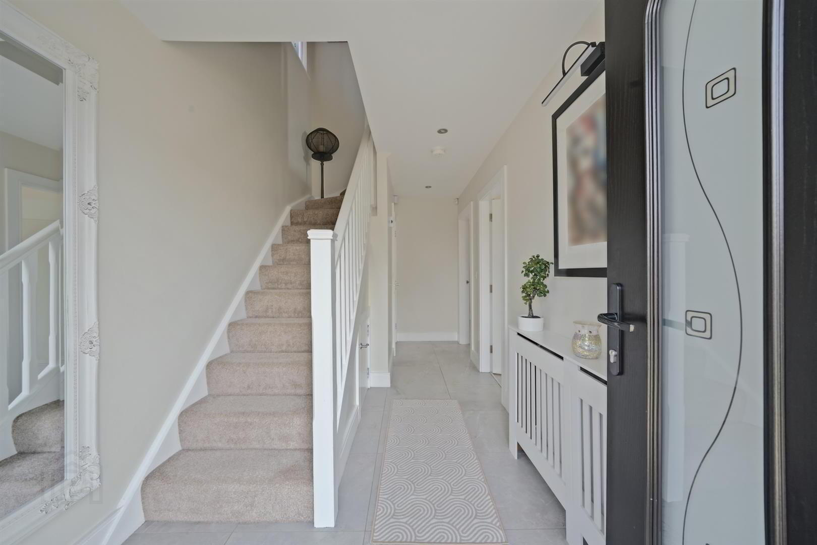 1 Glen Manor Avenue 3 of 28