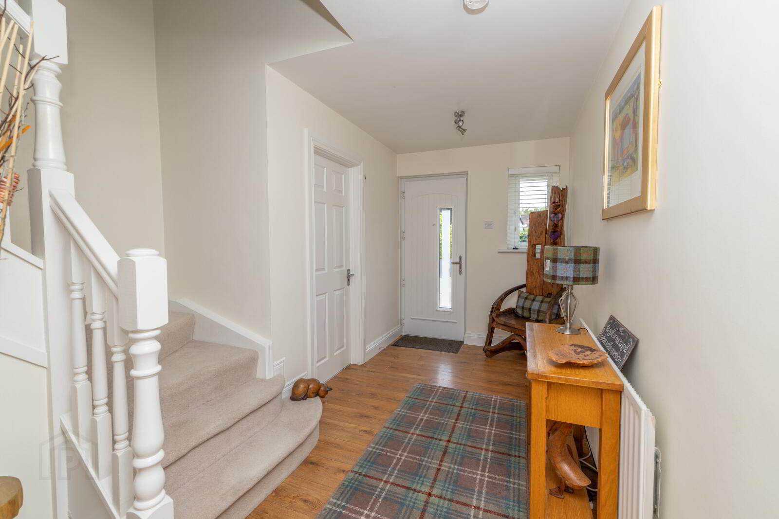 4 Rowley Close 3 of 38