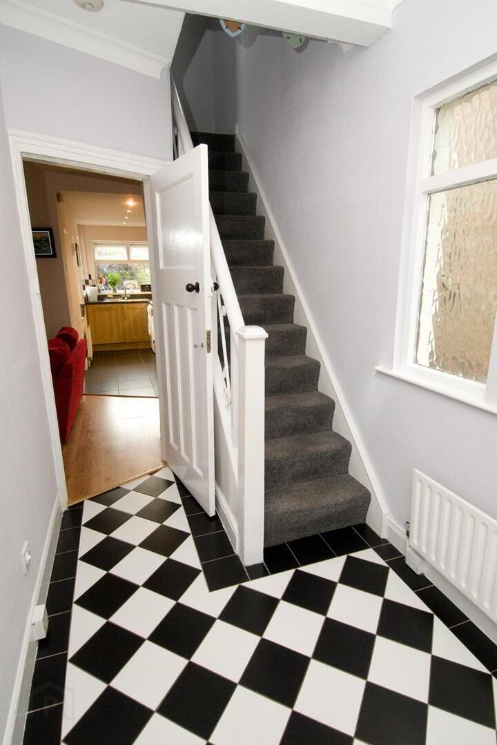 13 Somerton Gardens 3 of 14