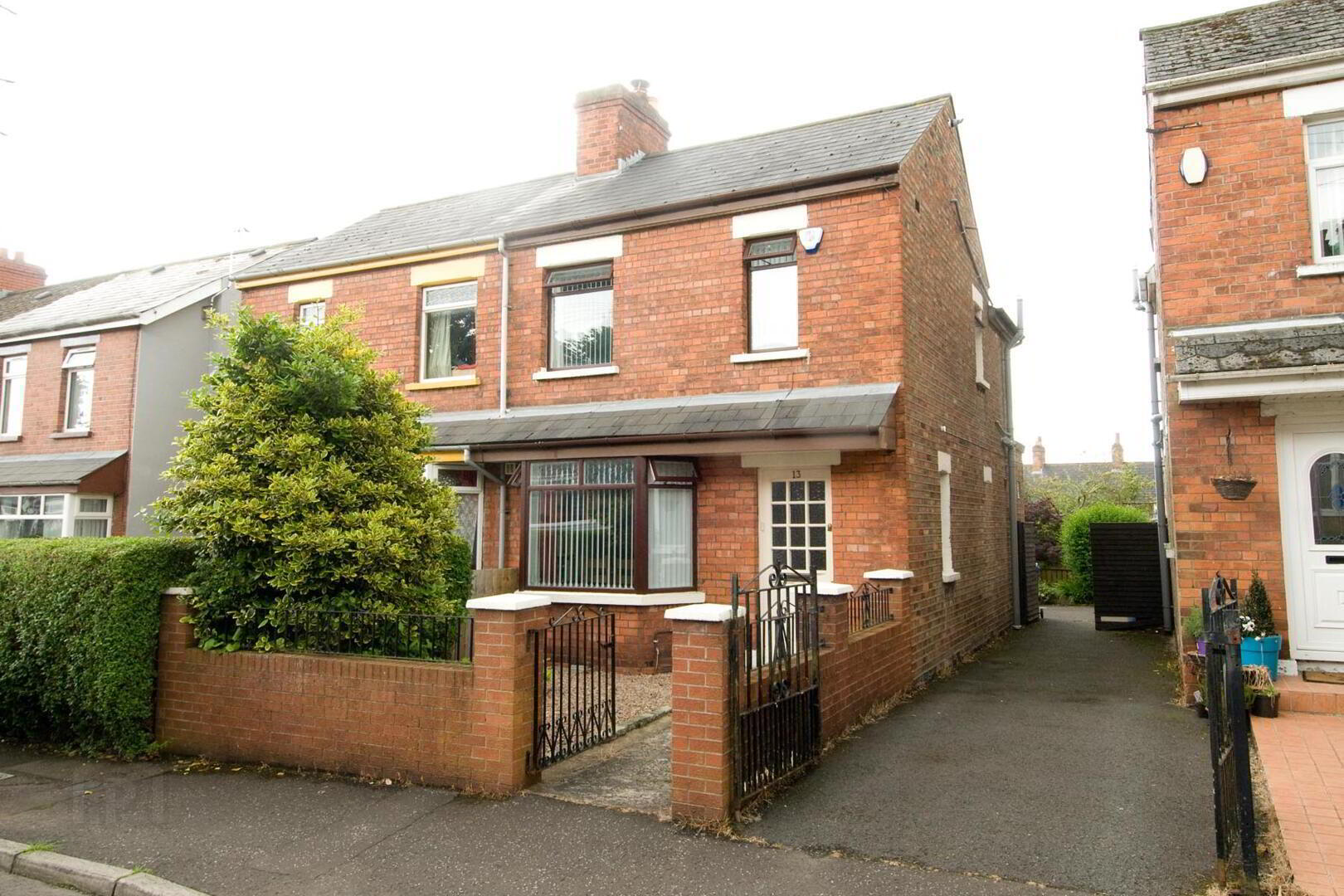 13 Somerton Gardens 1 of 14