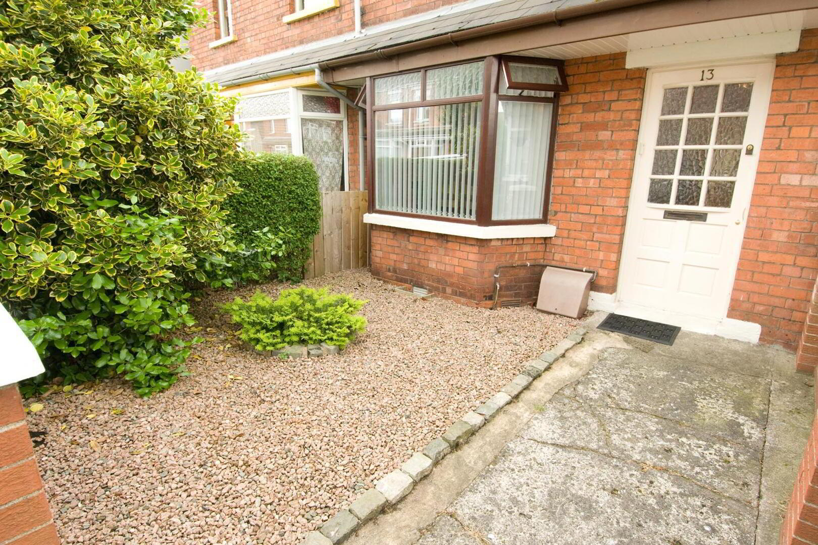 13 Somerton Gardens 2 of 14