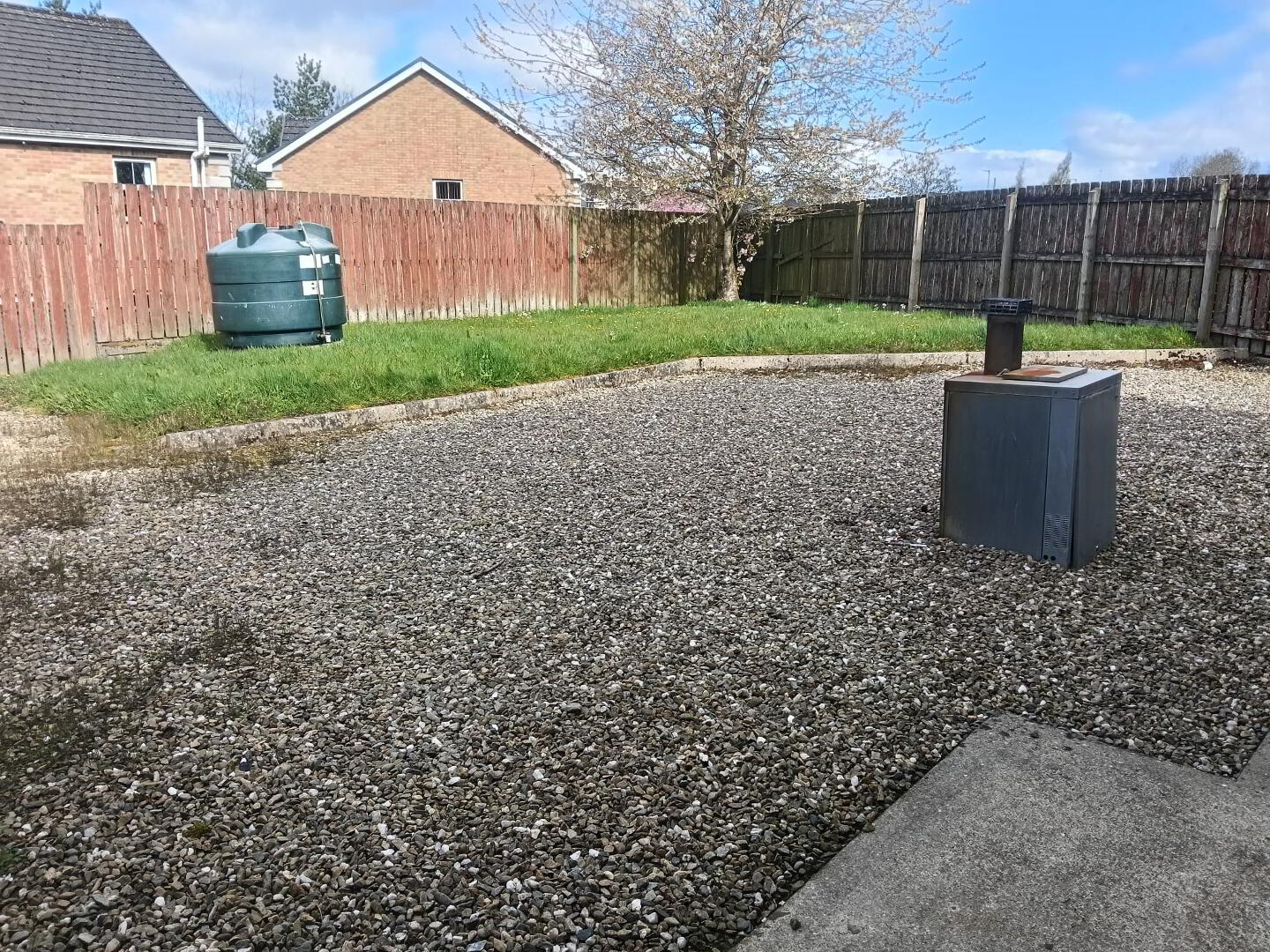 17 Garag Hill 10 of 10