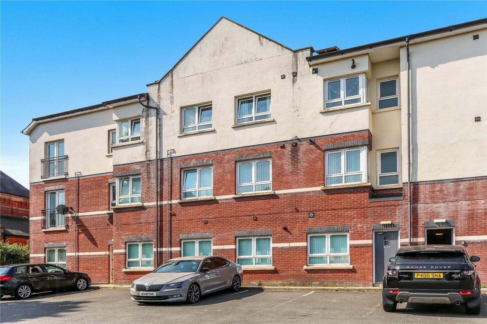 Apartment 9 250A Whitewell Road 1 of 5