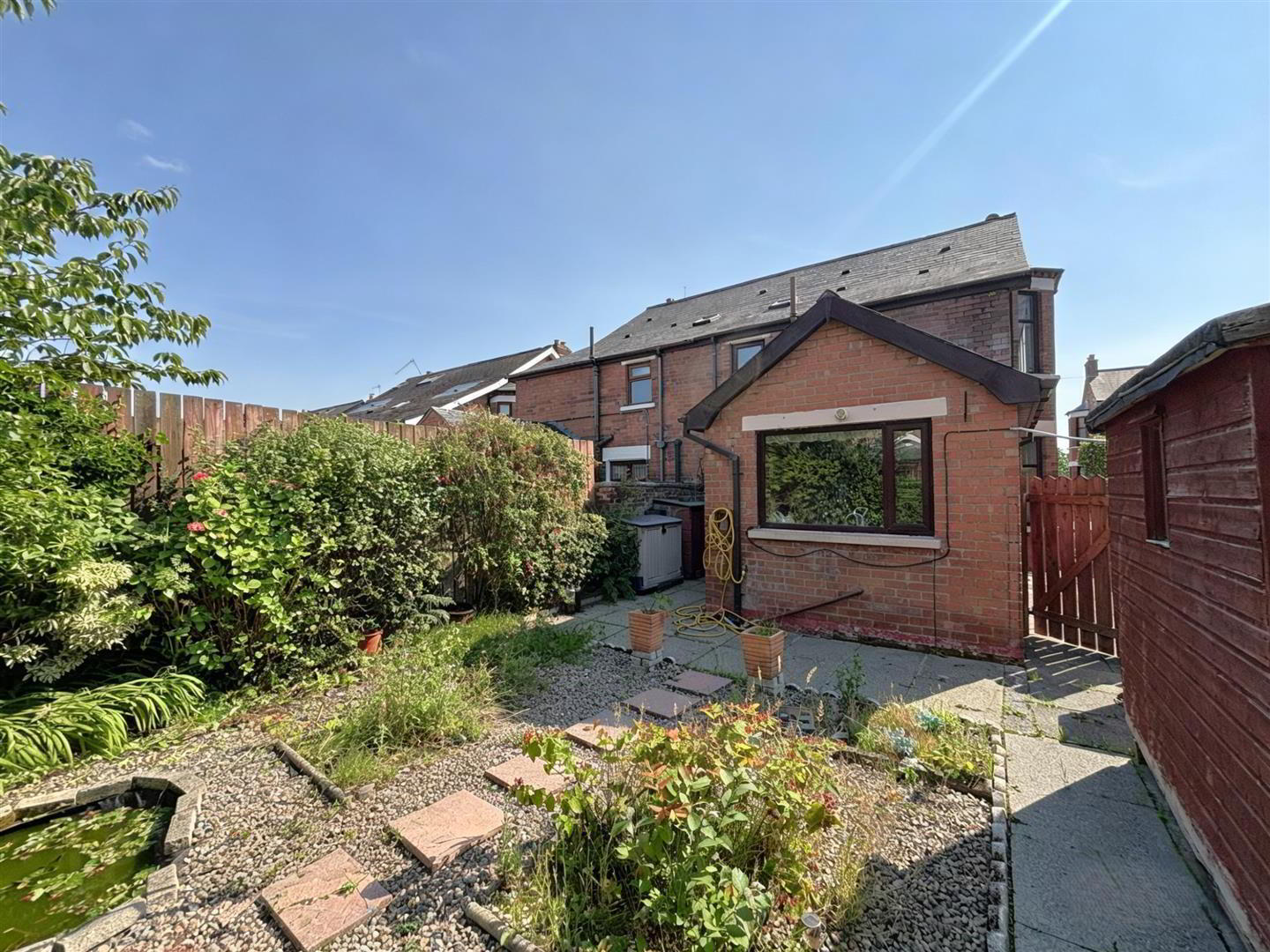 23 Thirlmere Gardens 20 of 20