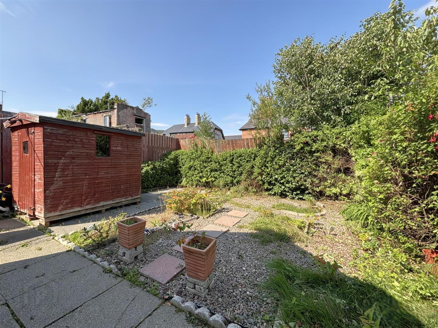 23 Thirlmere Gardens 19 of 20