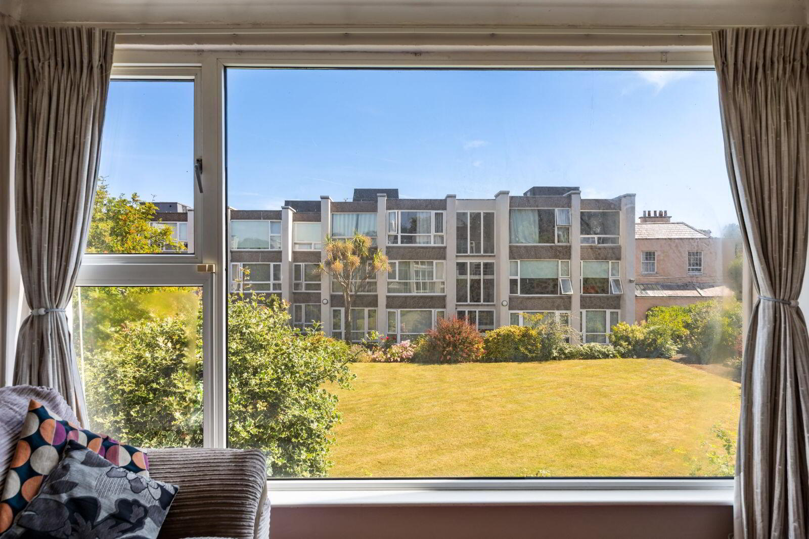 Apartment 26 Woodview Court 3 of 17
