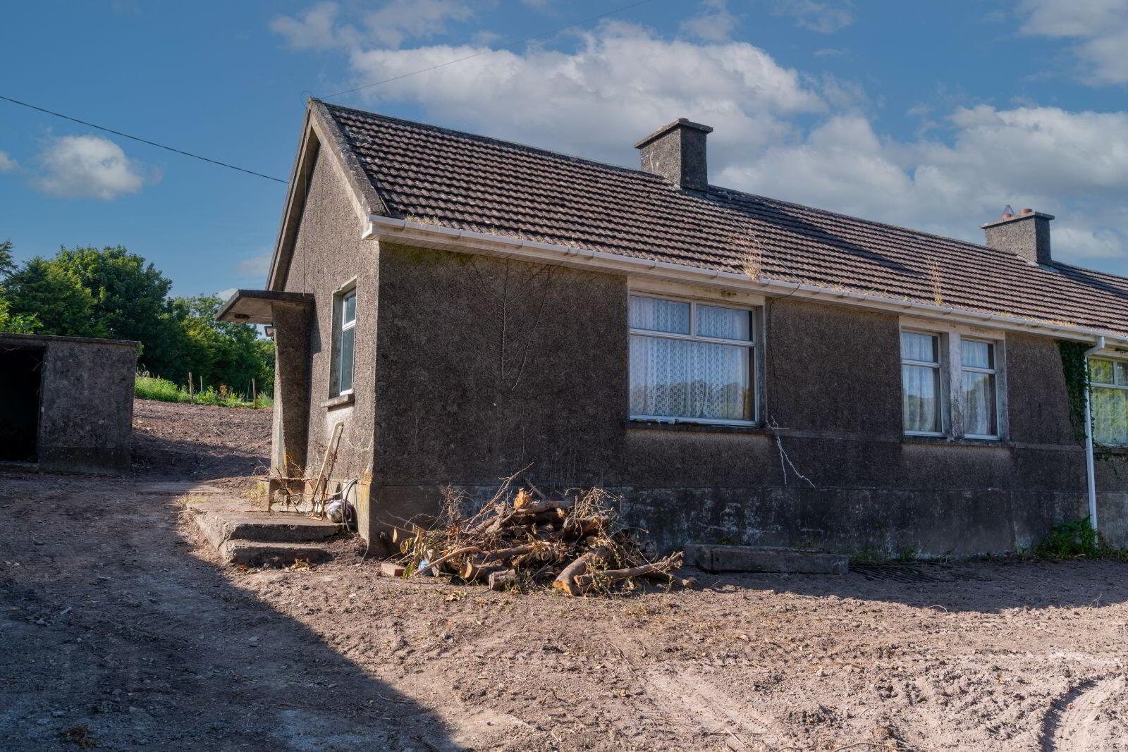 Rose Cottage 1 of 10