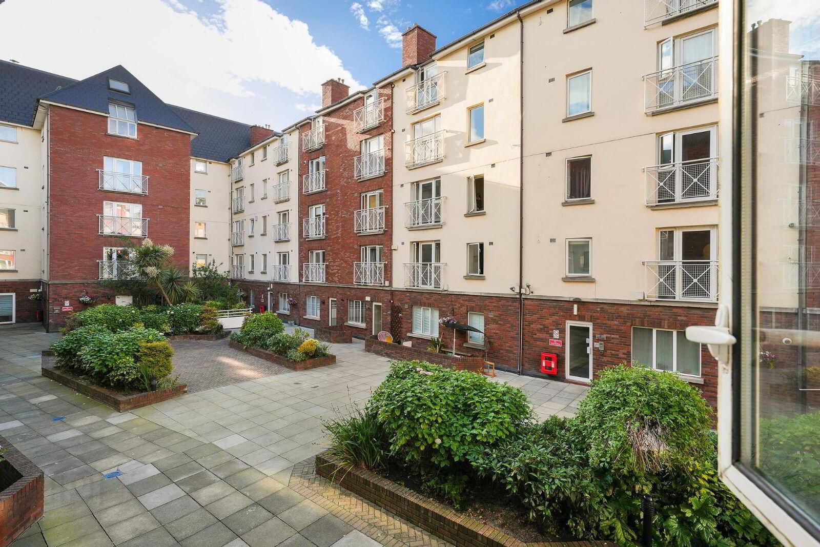 Apartment 39 Clifden Court 17 of 18
