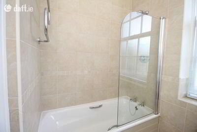 Apartment 32 85 Wellington House 16 of 17