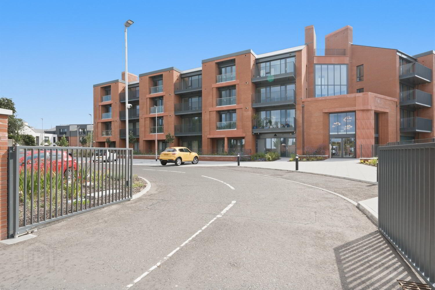 Apt 20 The Residences, Kings Hall Lane 1 of 24