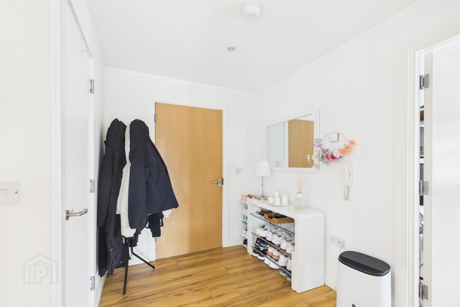 Apartment 1 38A Station Road 8 of 8