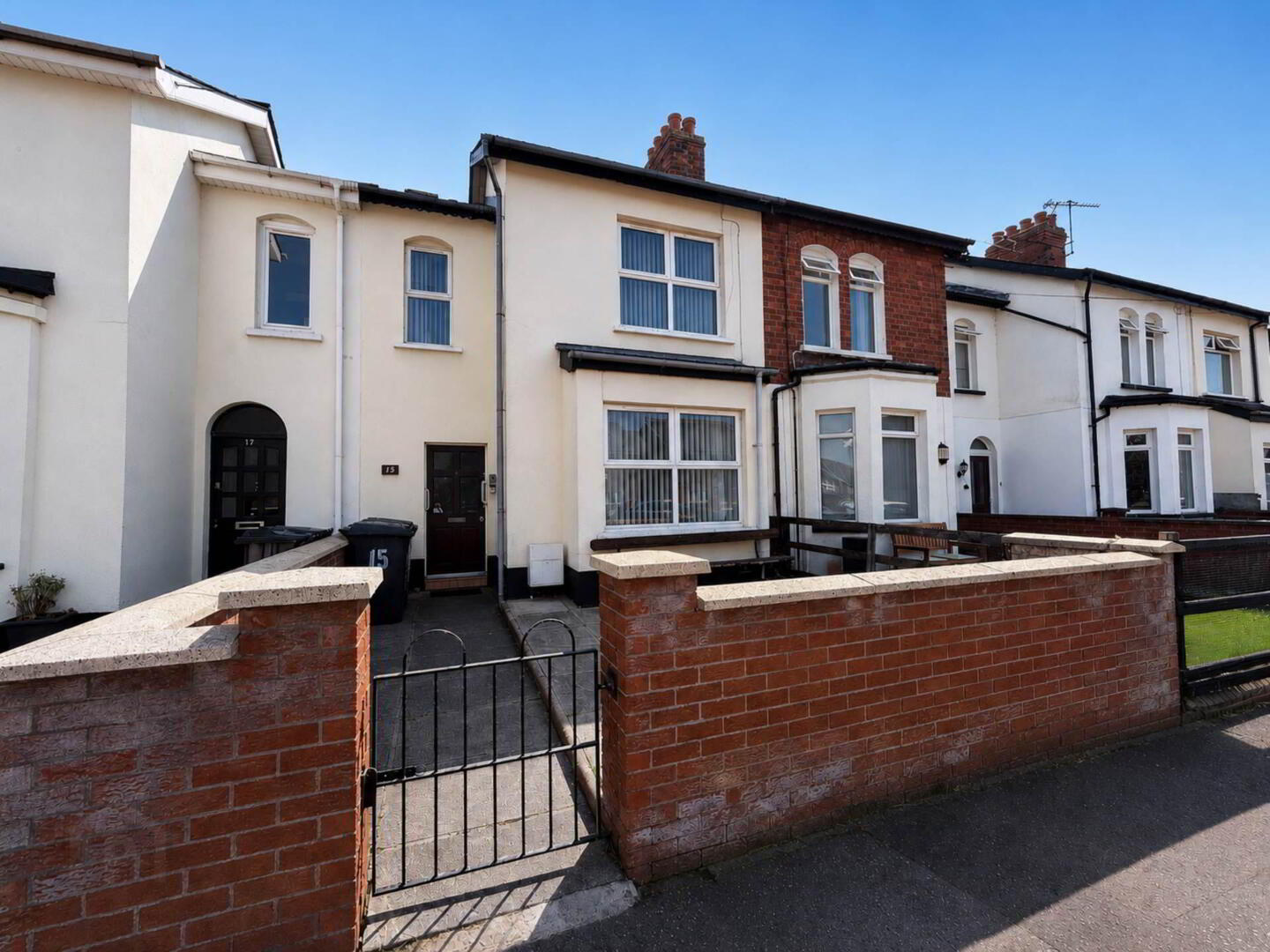 15 Willowfield Street 1 of 10
