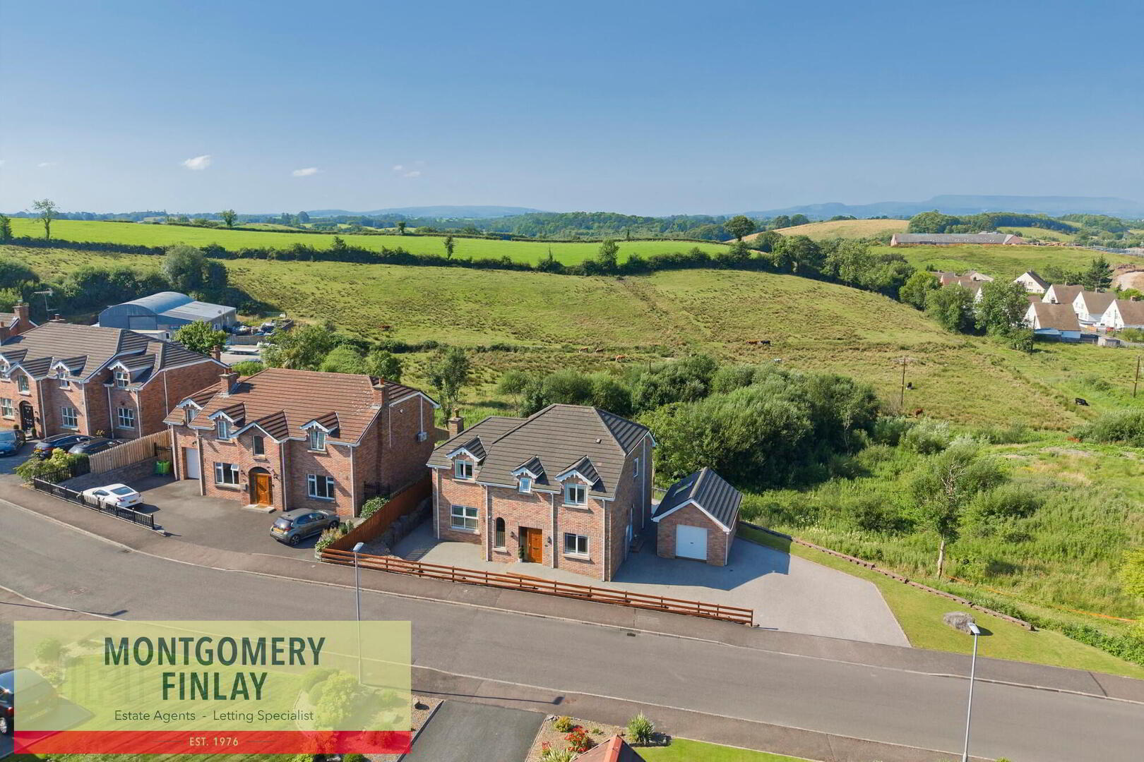 1 Clover Brae 3 of 42
