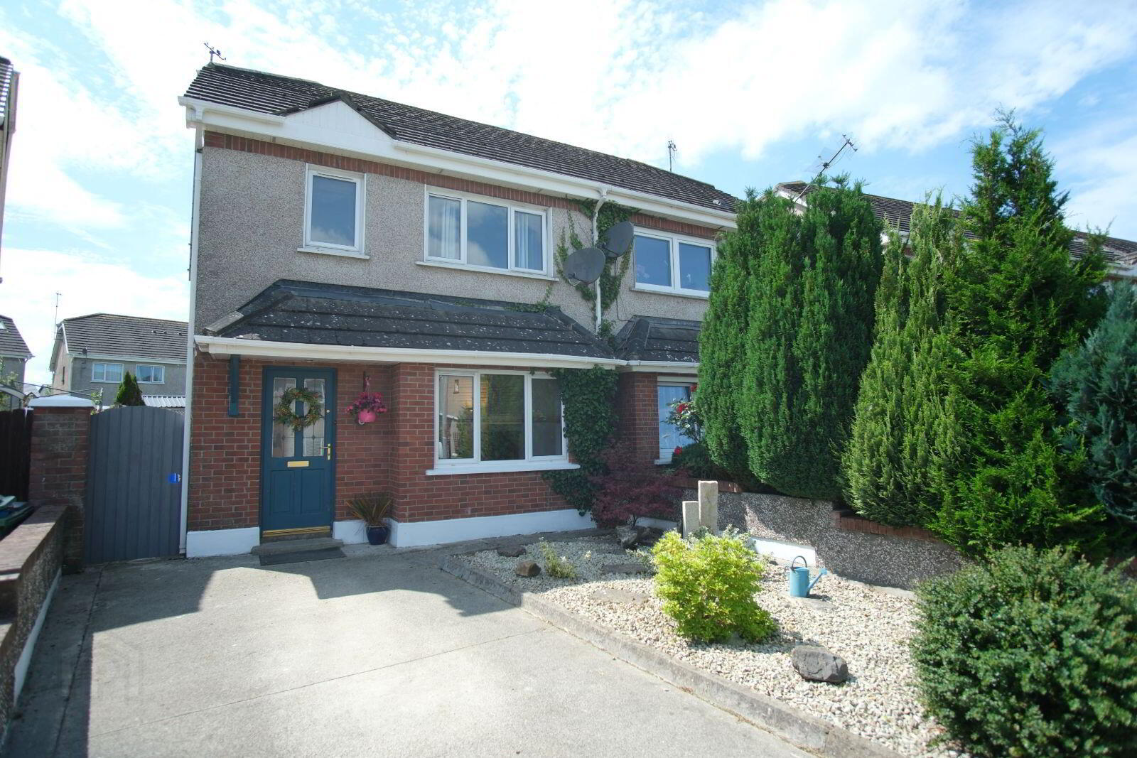 6 Cherrywood Close 1 of 18