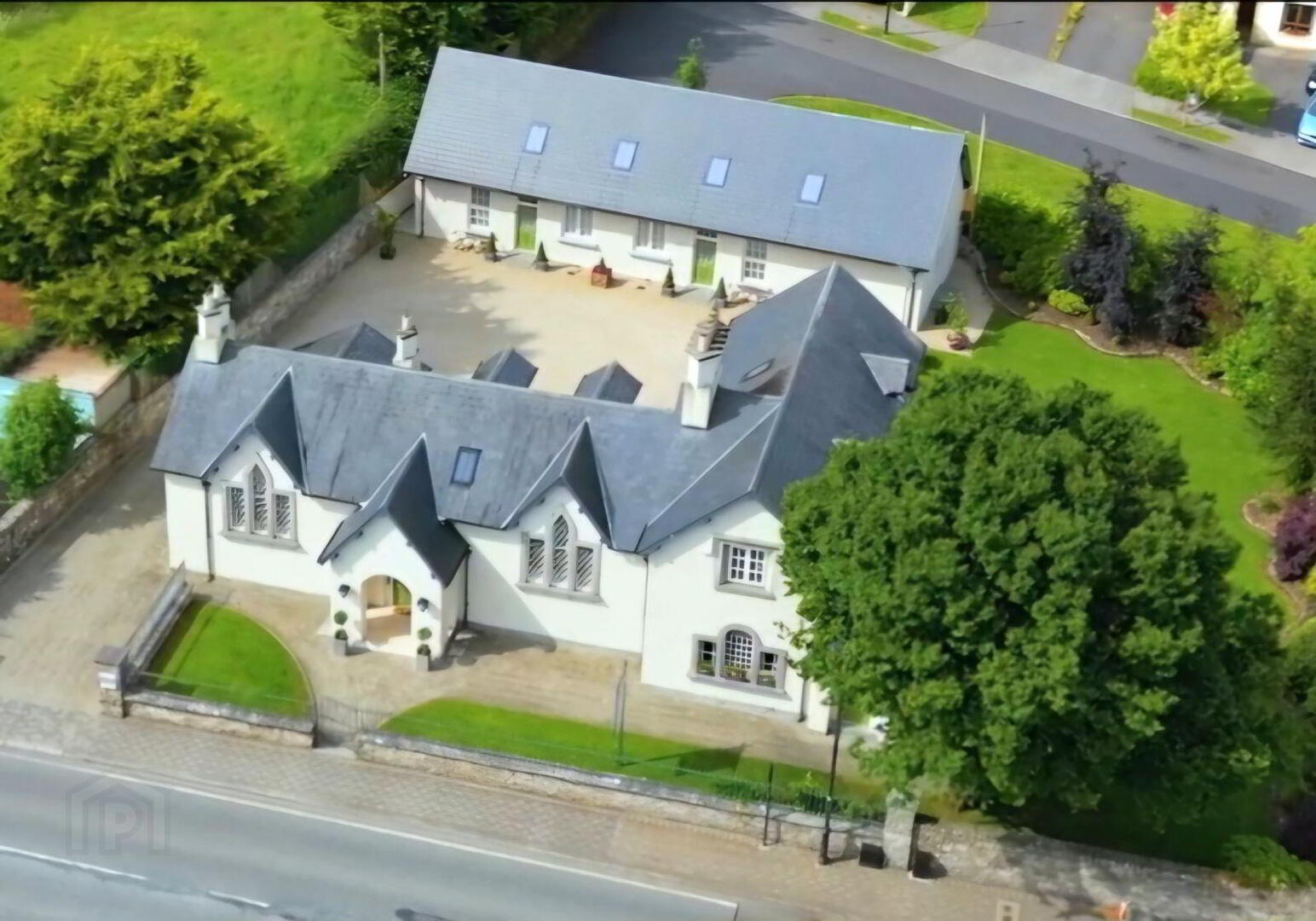 Warren Lodge 3 of 49