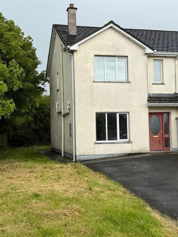 24 Cregga Court 1 of 24