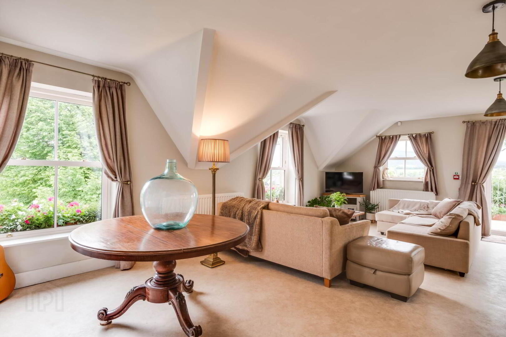 Belmore View, 113 Moybrone Road 2 of 44