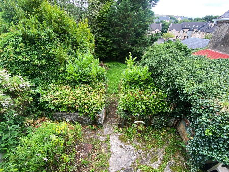 West, End 13 of 14