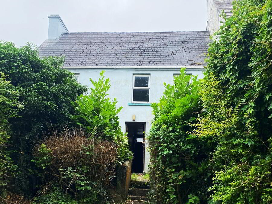 West, End 14 of 14