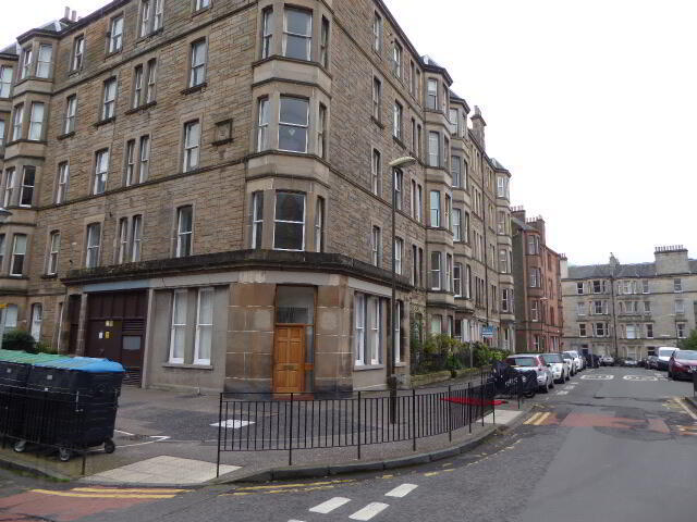 35 Bruntsfield Avenue 1 of 8