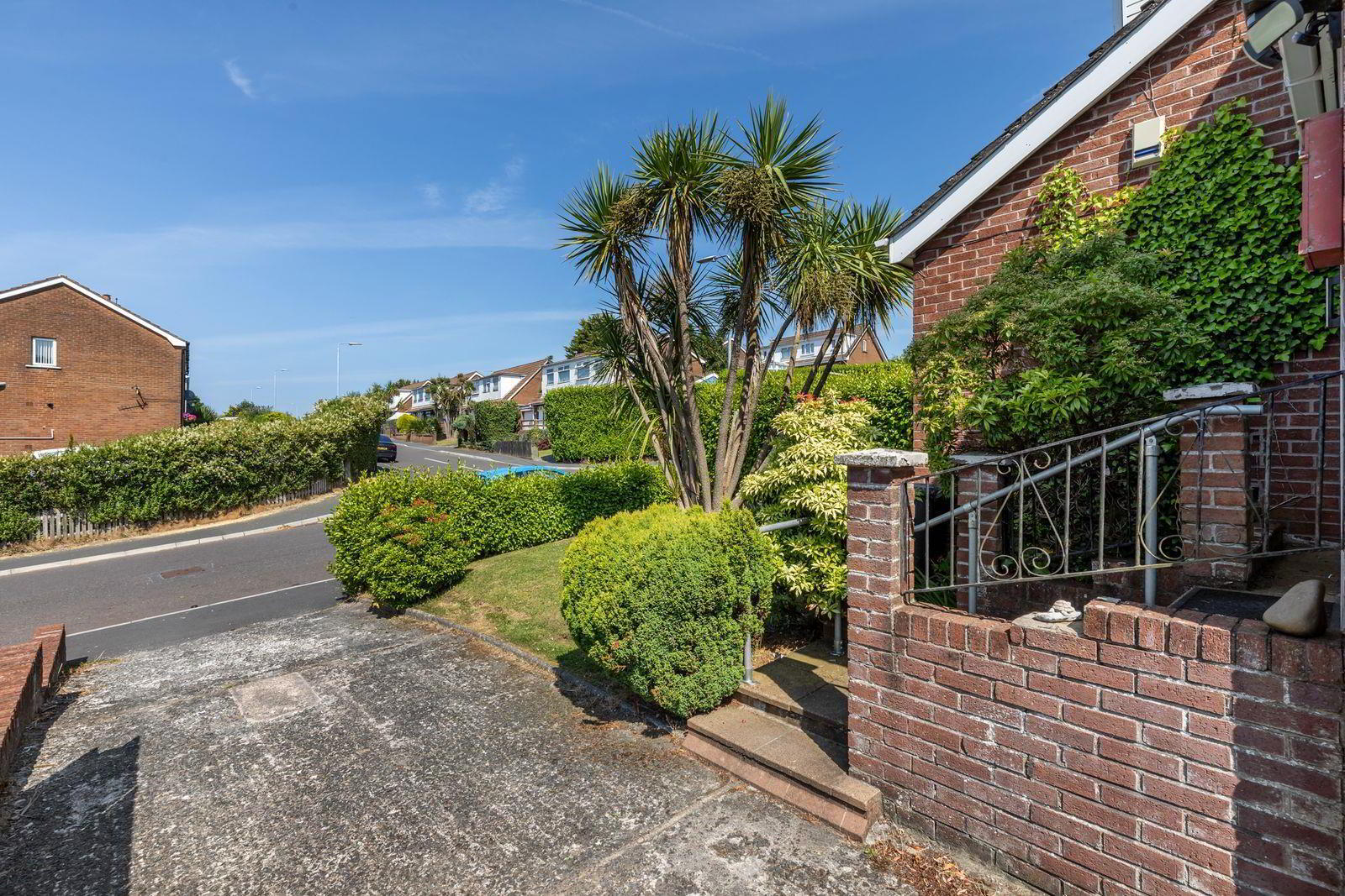 31 Clandeboye Way 23 of 23