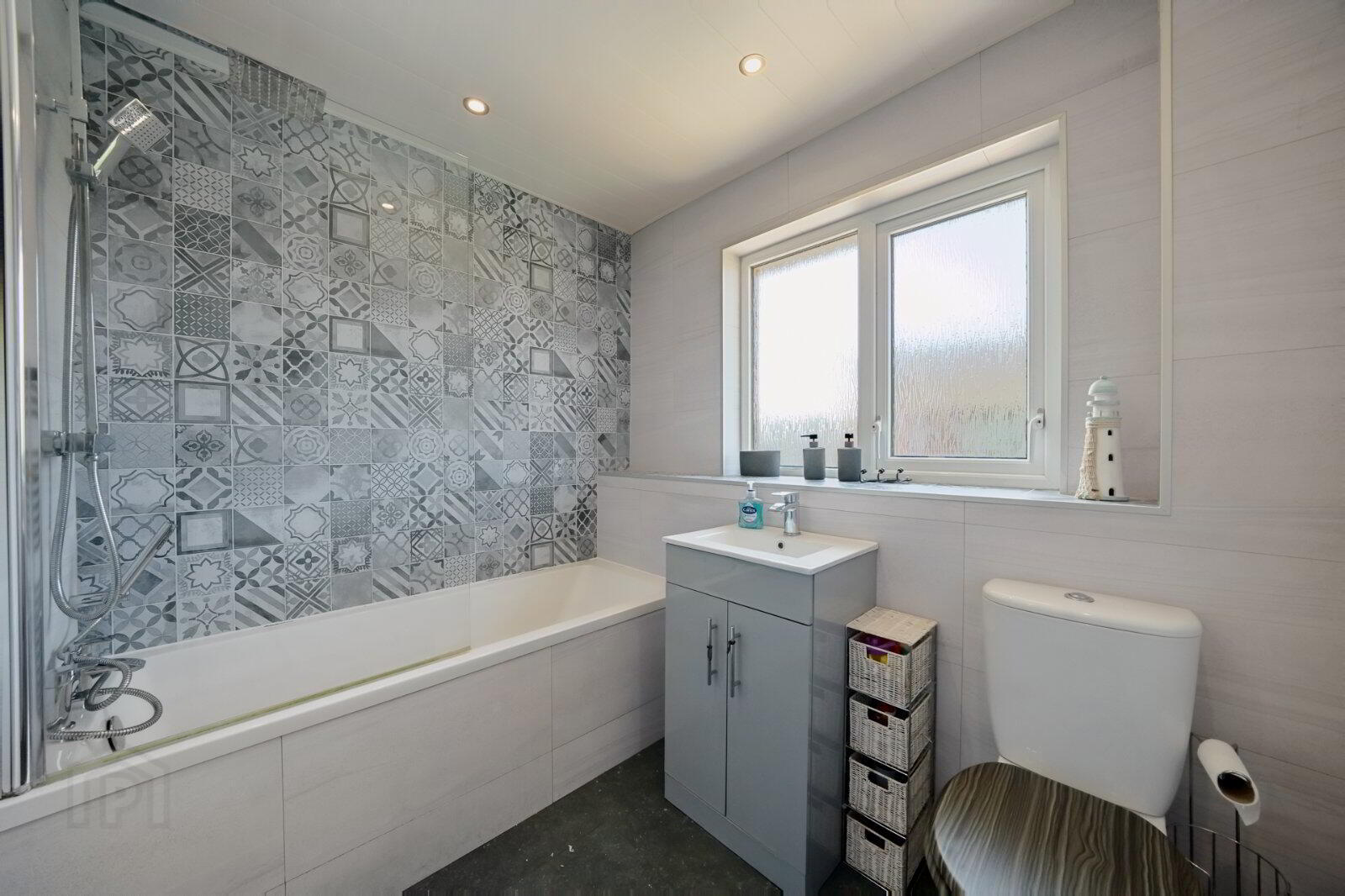 30 Malfin Drive 12 of 13
