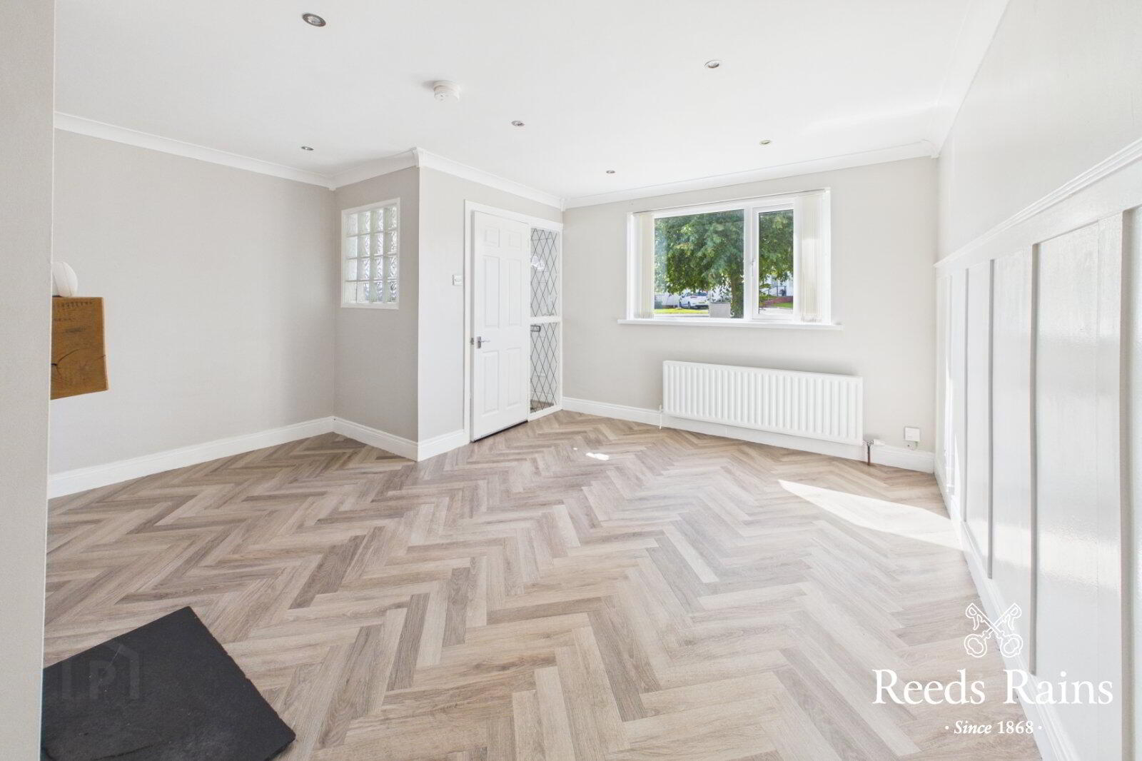 45 Bexley Road 3 of 16