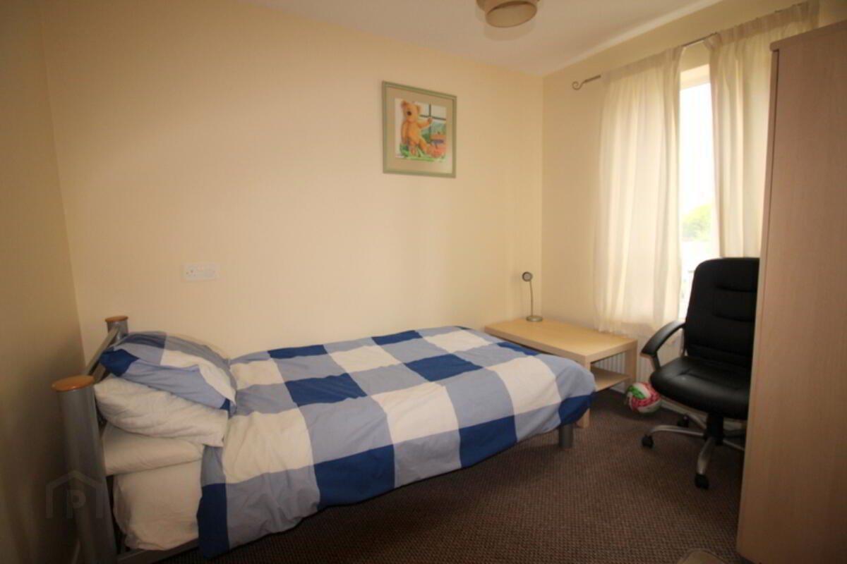 2 Maldon Court 6 of 7