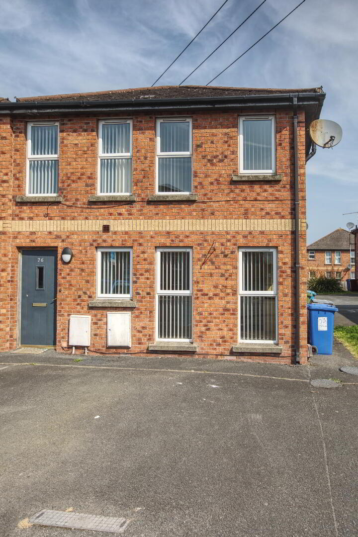 76 Balmoral Square 1 of 10