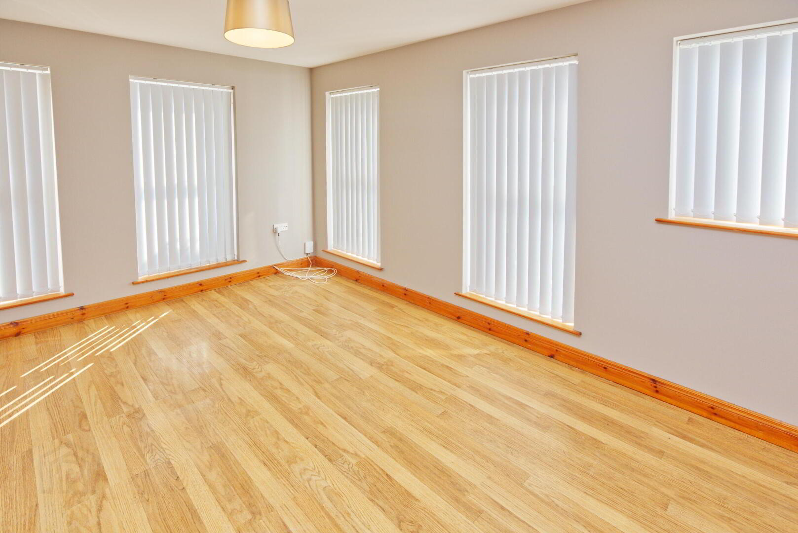 76 Balmoral Square 3 of 10
