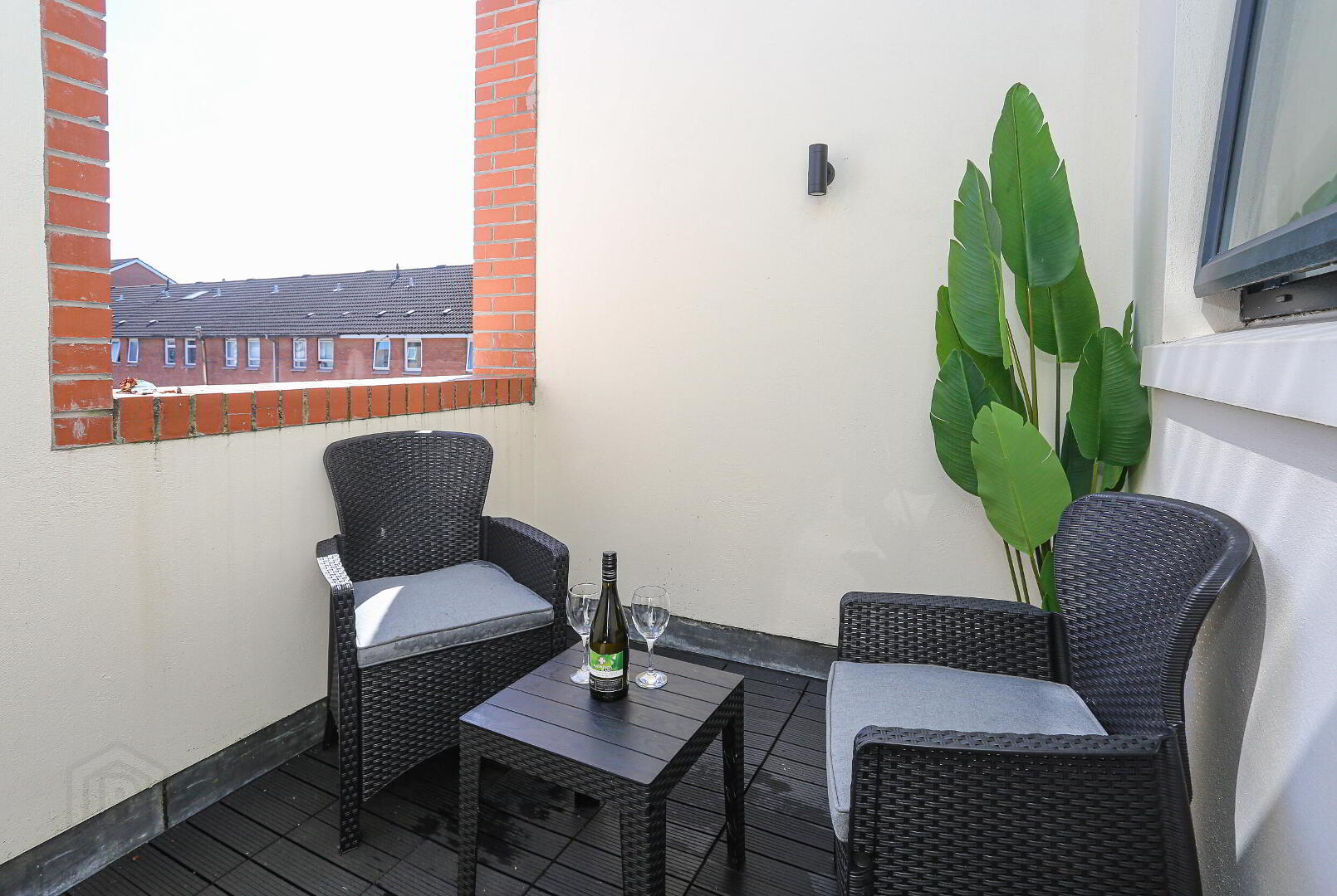 Apt 3, 225a Albertbridge Road 12 of 12