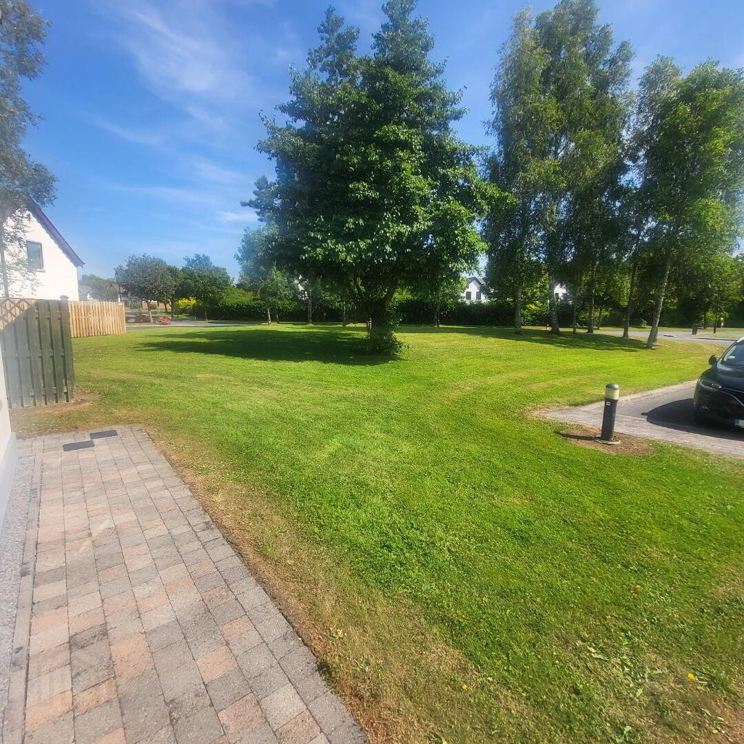 13 Errew Drive 2 of 49