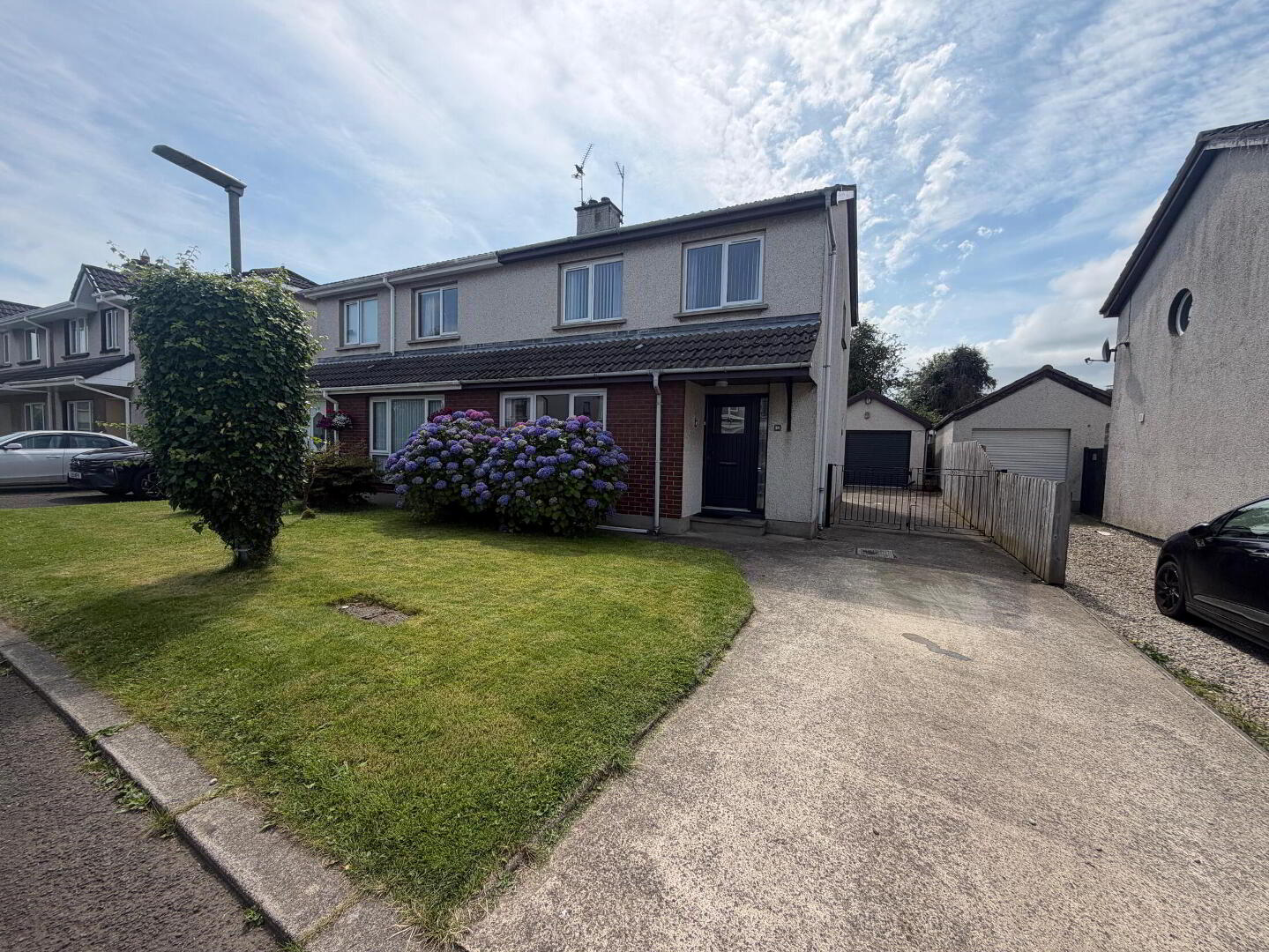 54 Edenvale 1 of 23