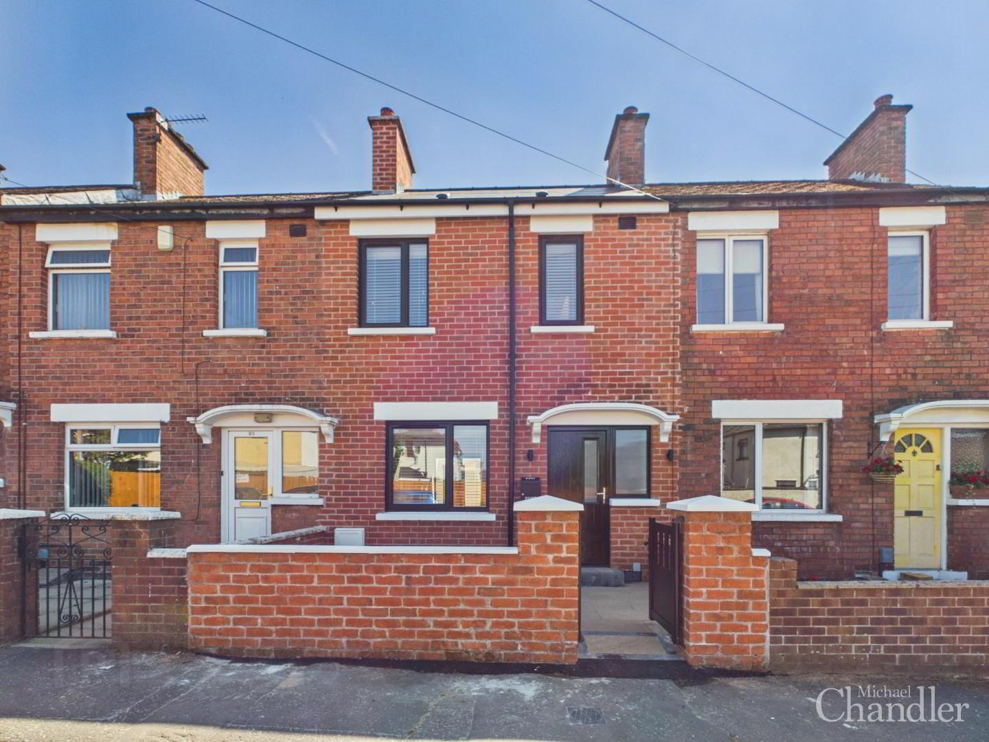 87 Ravenhill Gardens 1 of 28