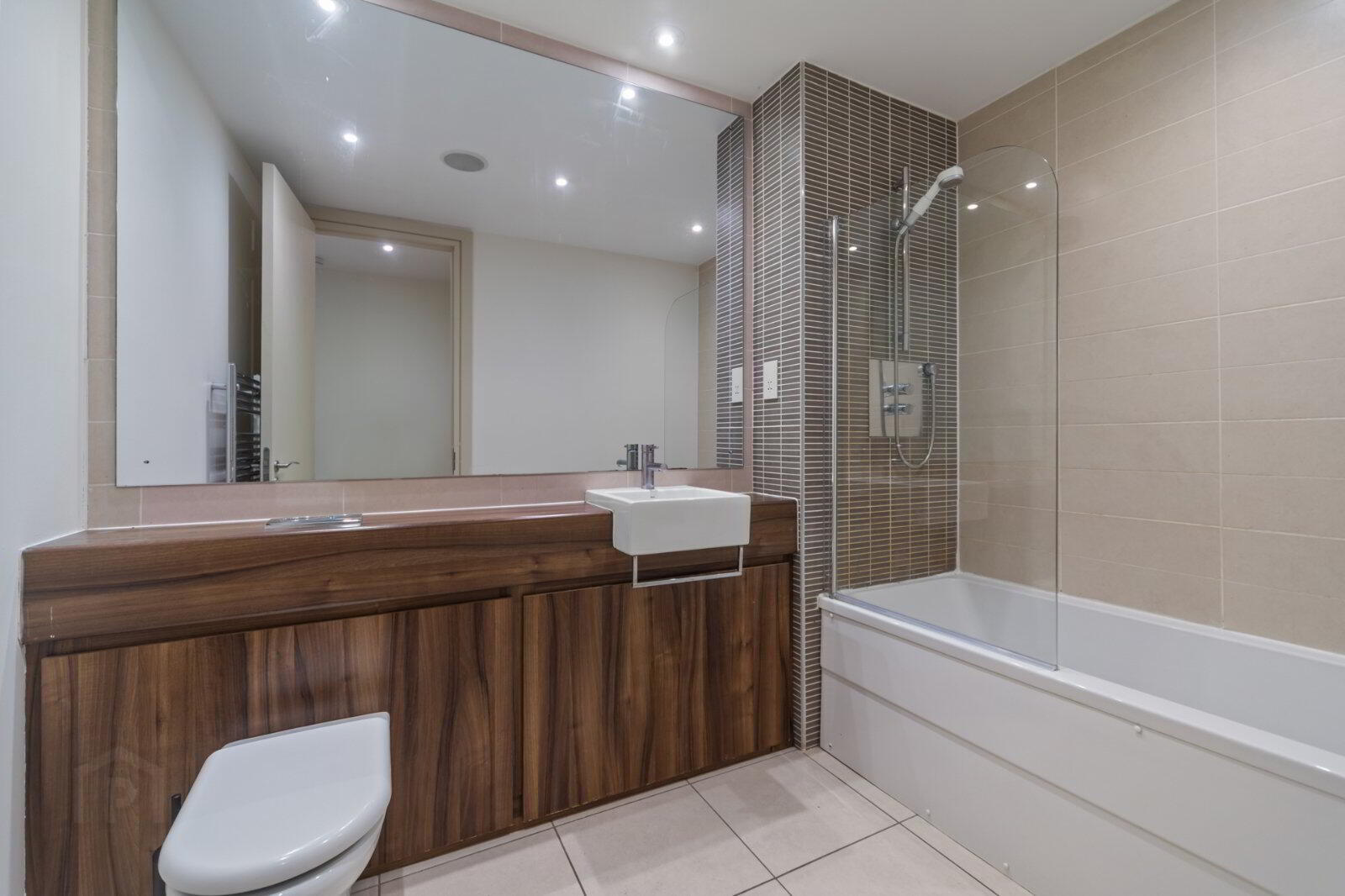 Apartment 7.08 The Arc Queens Road 11 of 12