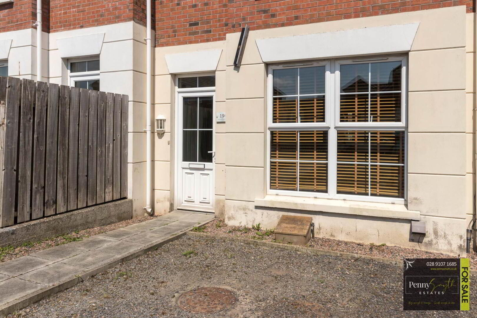 19 Upritchard Crescent 2 of 31