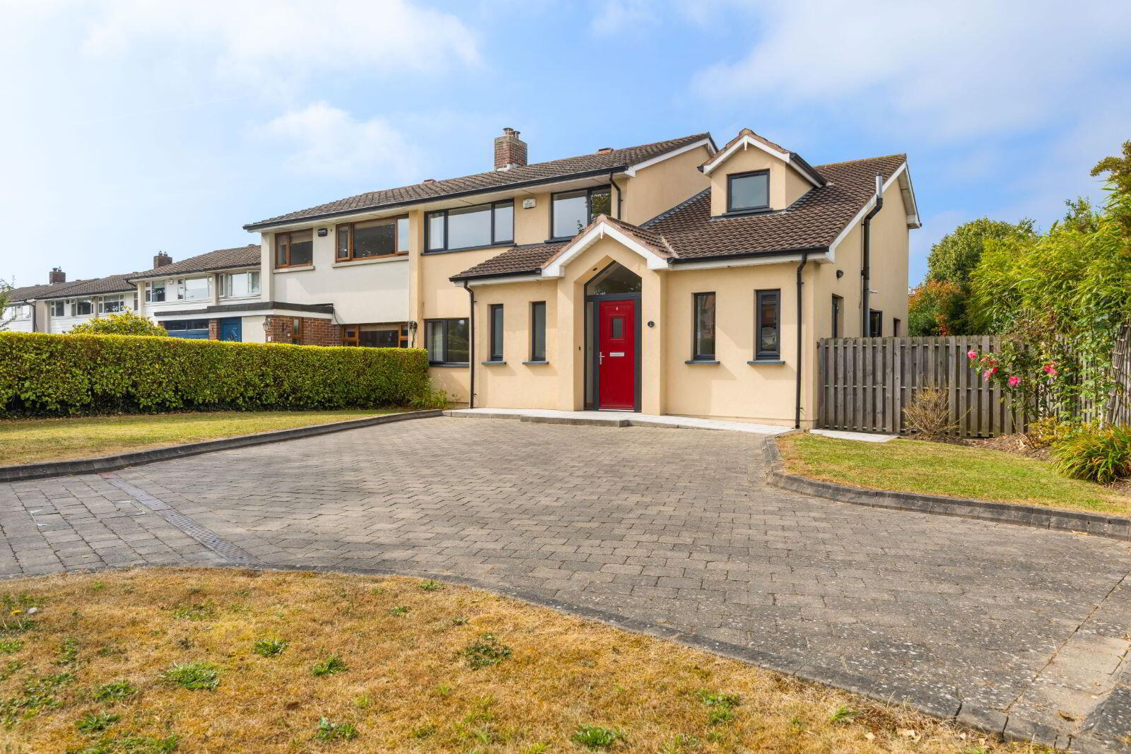 1 Cabinteely Way 2 of 31