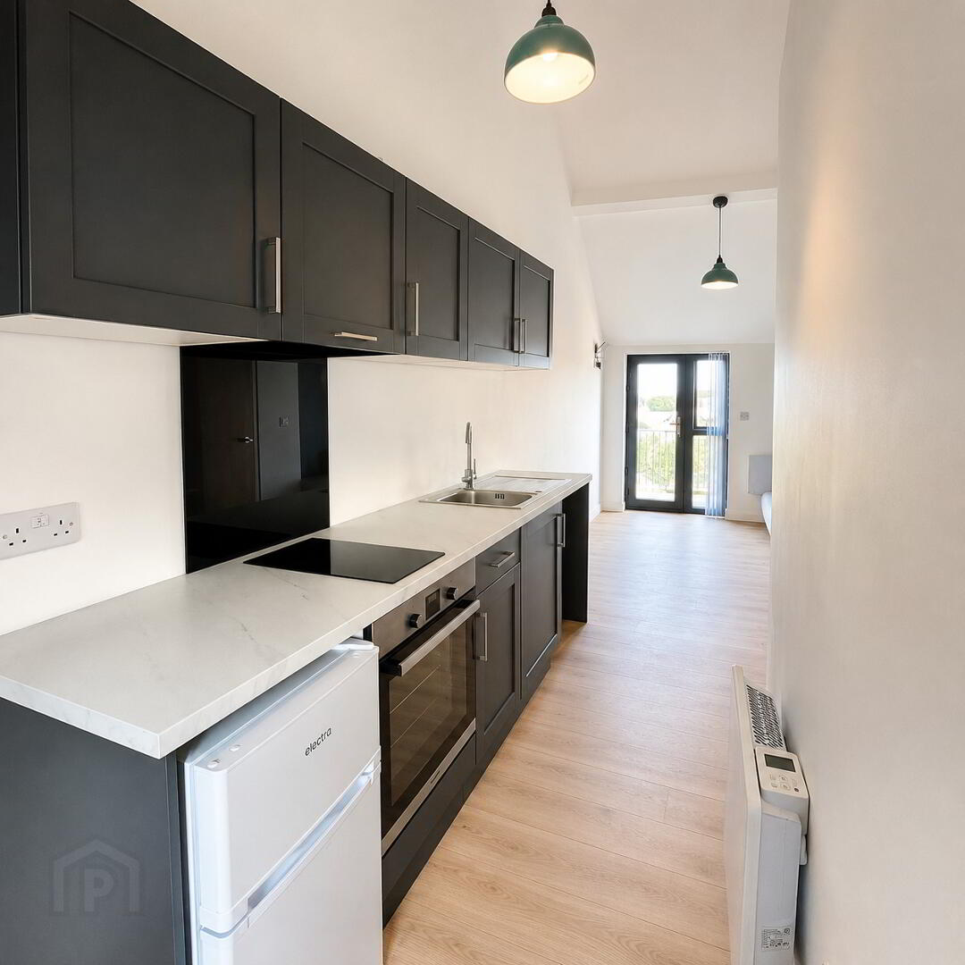 60 Dufferin Avenue 12 of 12