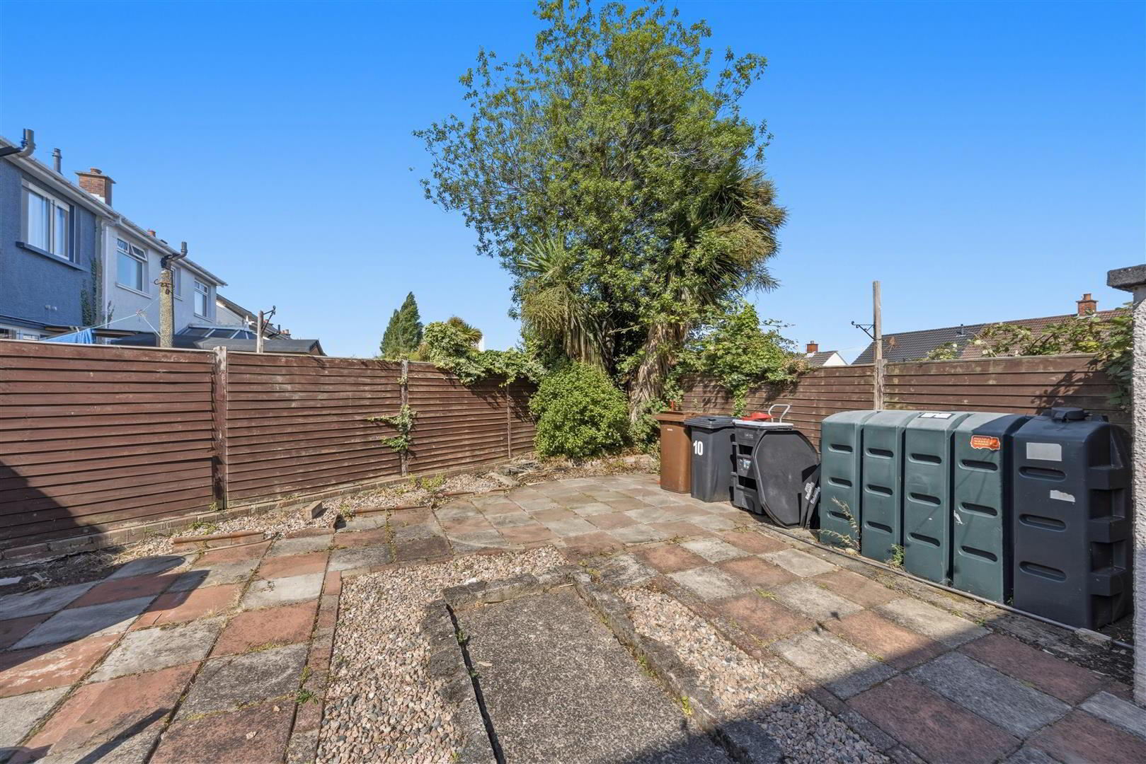 10 Clare Gardens 20 of 21