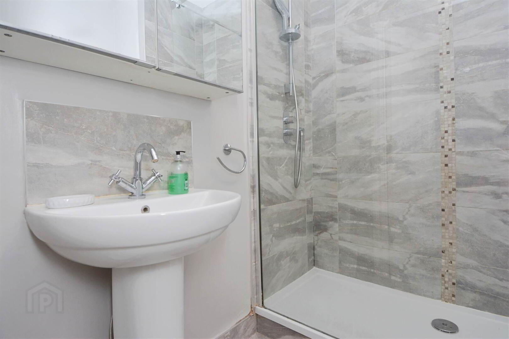 402 Saint Annes Square 13 of 14