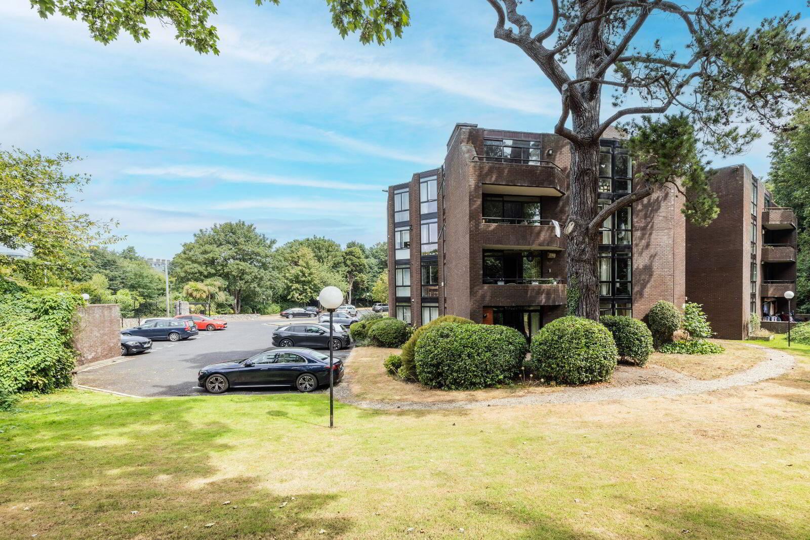 Apartment 16 Milltown Grove 1 of 34