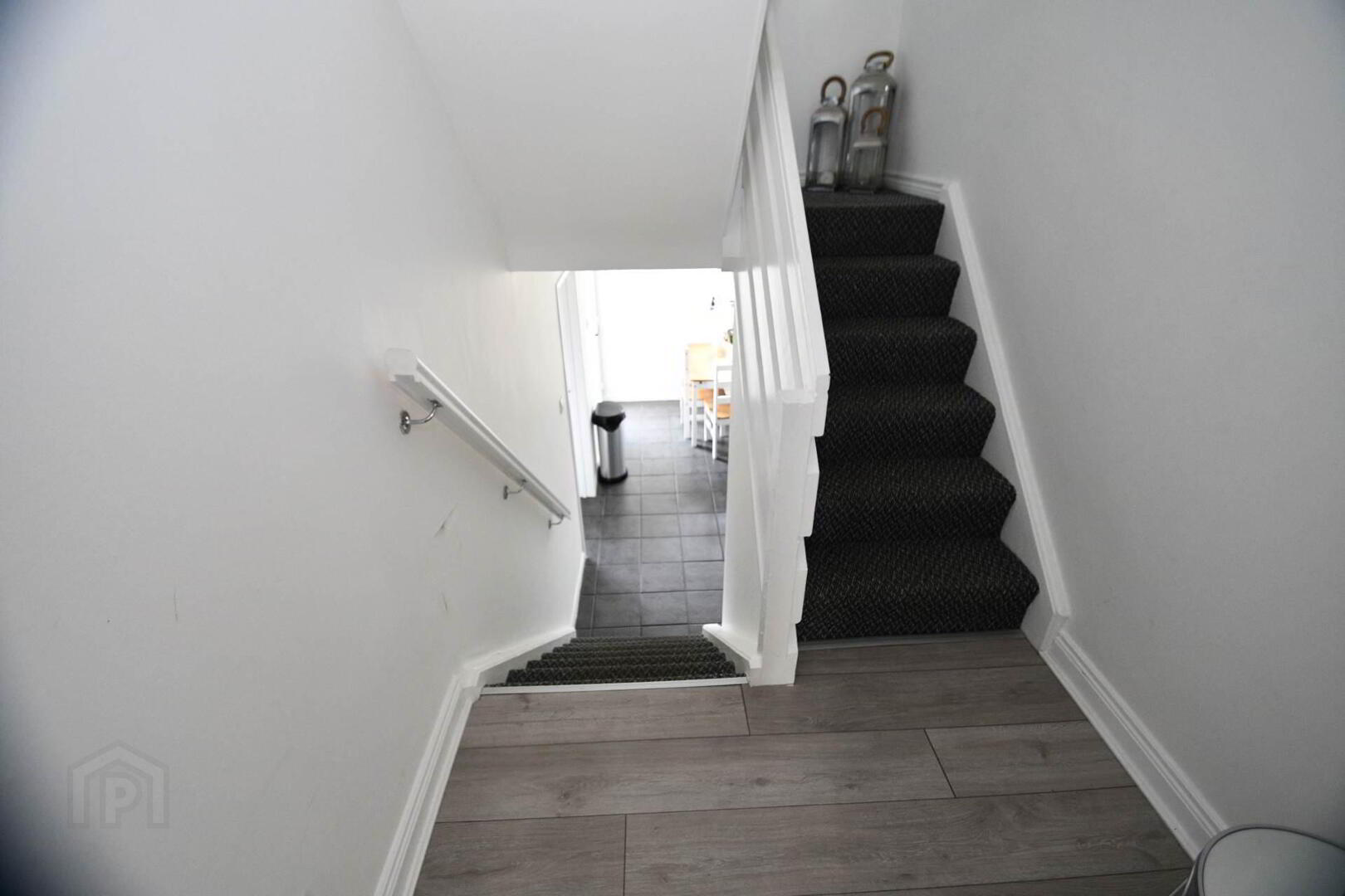 9 Colinvale 2 of 21