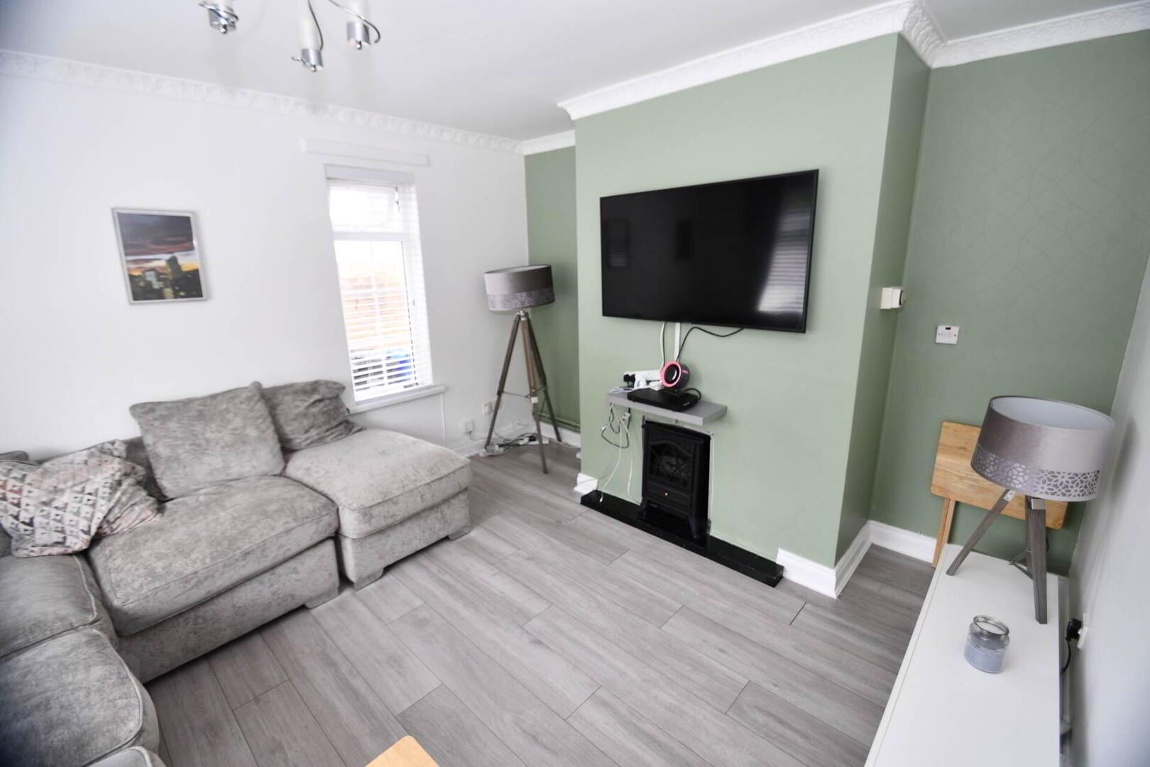 9 Colinvale 3 of 21
