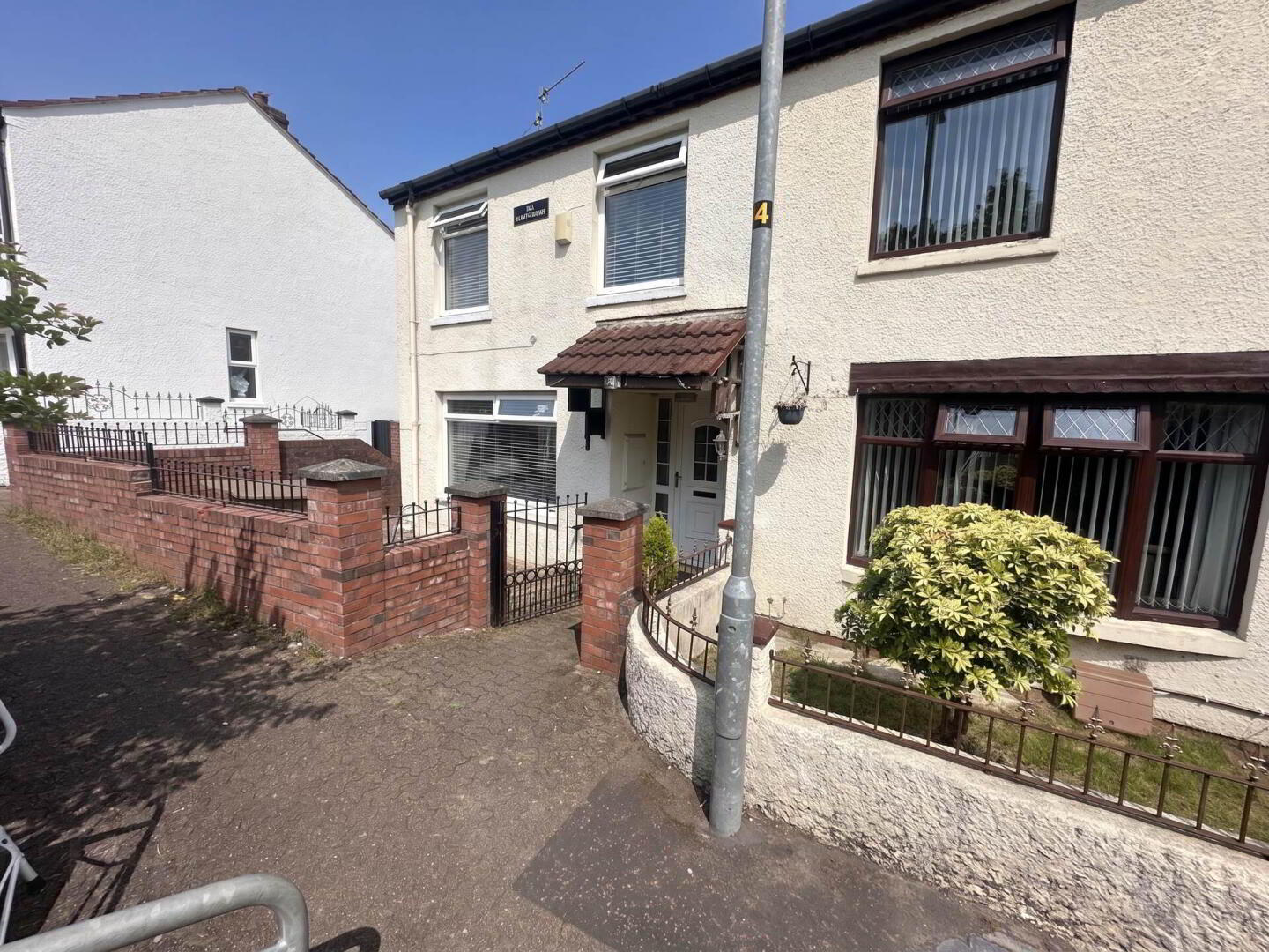 9 Colinvale 1 of 21