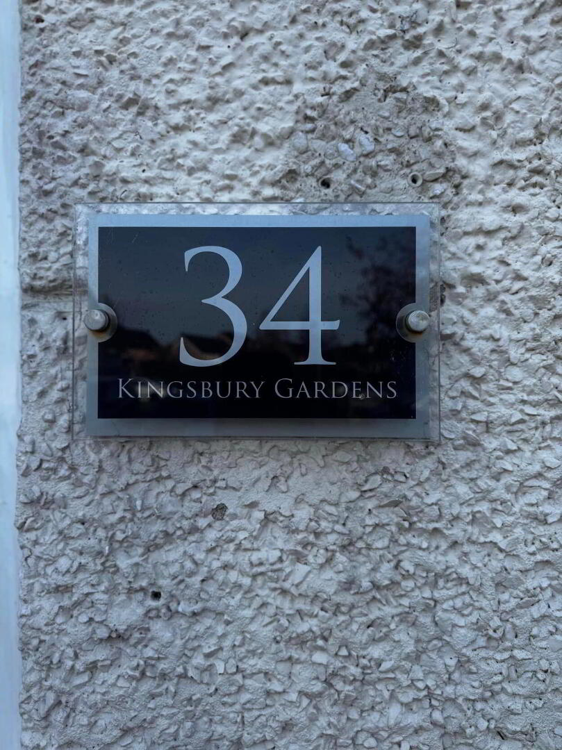 34 Kingsbury Gardens 13 of 14