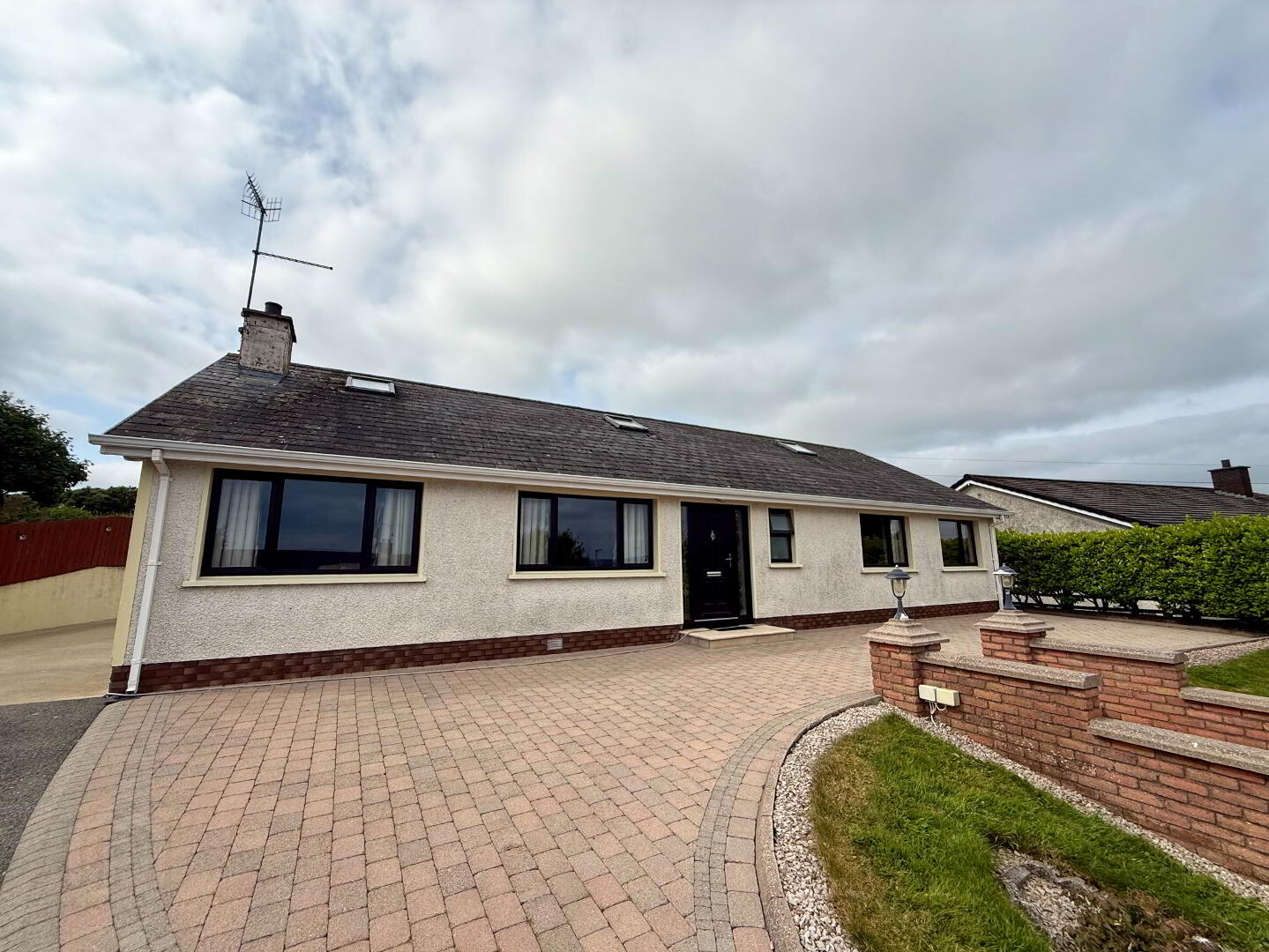 4 Annvale Heights 3 of 40