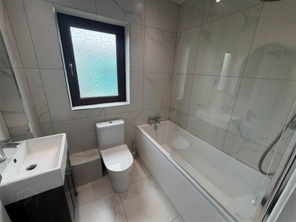 5F Stranmillis Court 9 of 9