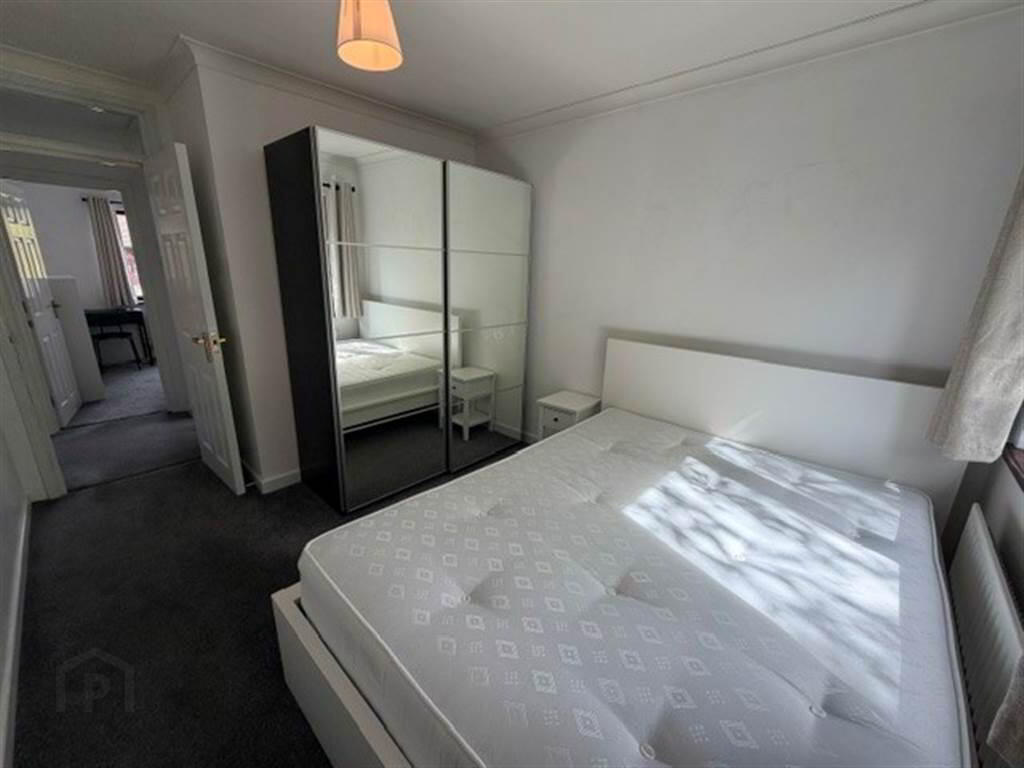 5F Stranmillis Court 8 of 9